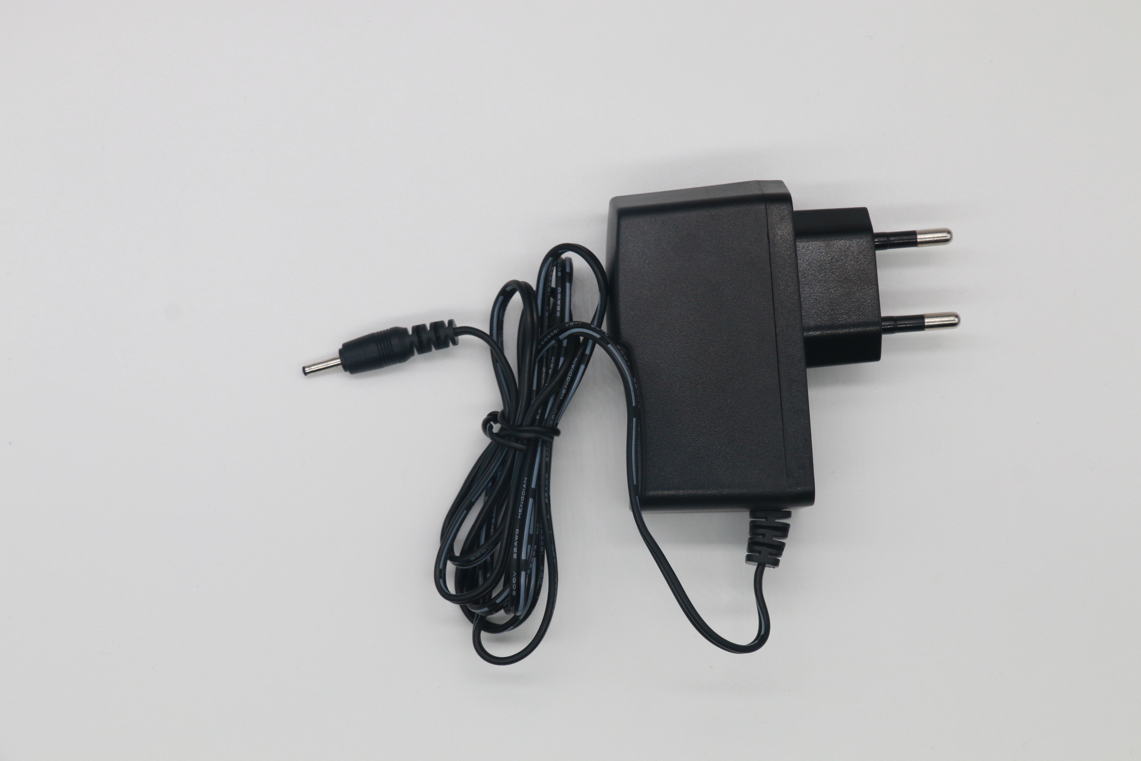 WLC5V2.5A立式歐規(guī)帶線DC頭2.5